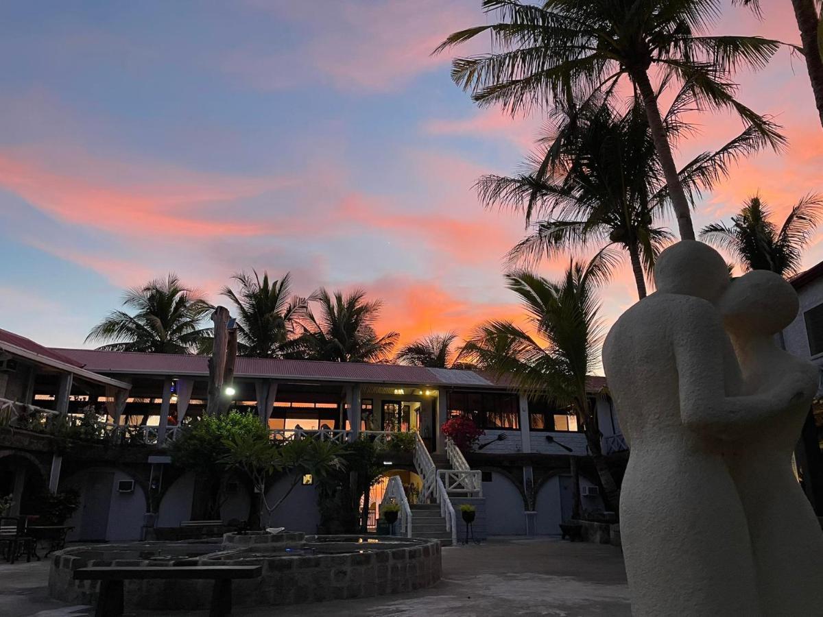Sinabacan Sunbloom Beachfront Hotel And Restaurant Zambales מראה חיצוני תמונה